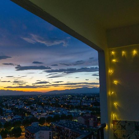 Les Couchers De Soleil A เอมปูเรียบราบา ภายนอก รูปภาพ