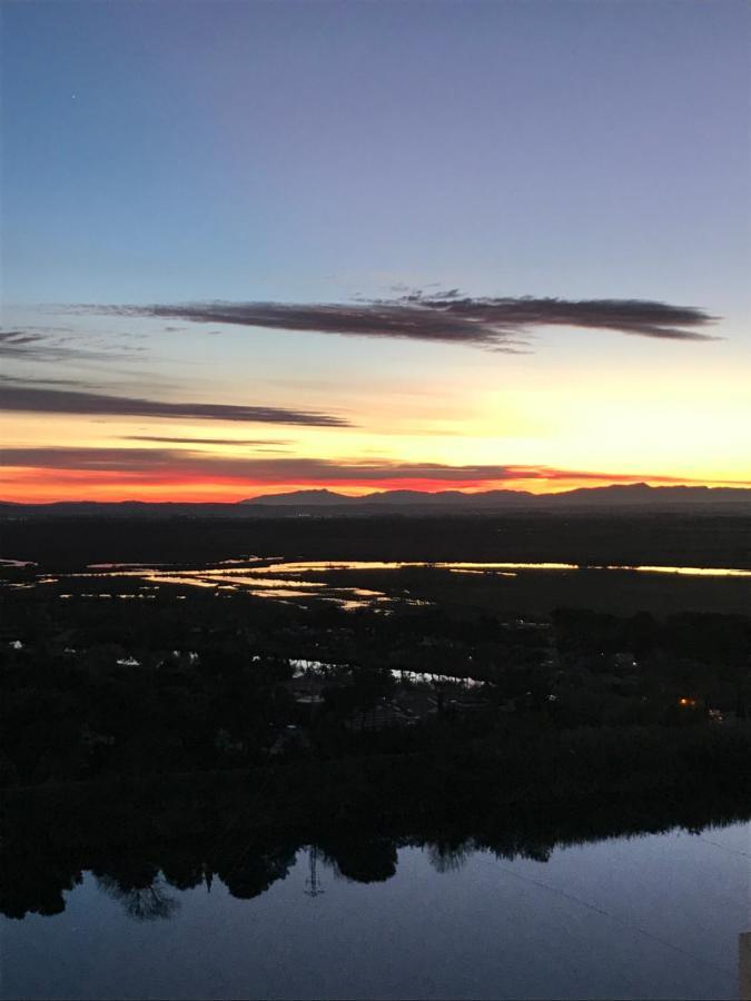Les Couchers De Soleil A เอมปูเรียบราบา ภายนอก รูปภาพ